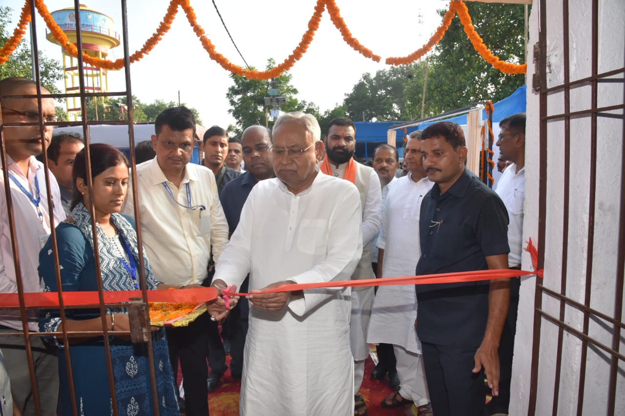 मुख्यमंत्री ने रोहतास जिले में पेयजल आपूर्ति योजना सहित विभिन्न योजनाओं का किया शिलान्यास एवं उद्घाटन