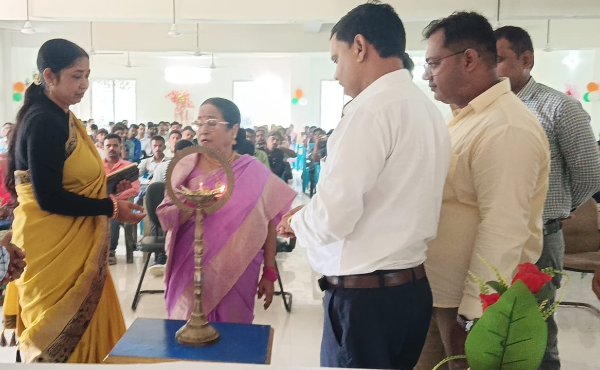 बीएड कालेज में उन्मुखीकरण कार्यक्रम, शिक्षक बनने आए छात्र-छात्राओं को दी गई सीख