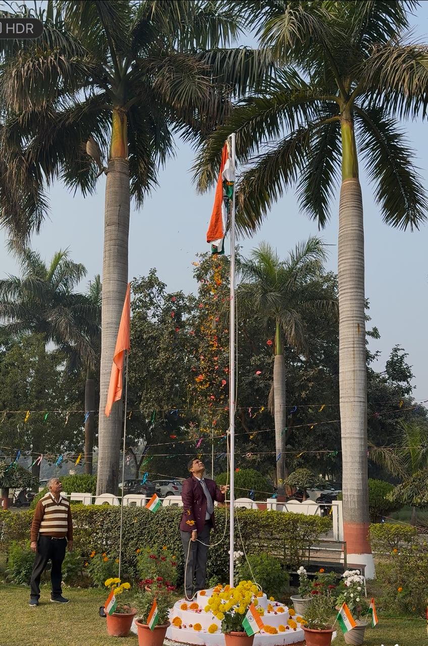कृषि अनुसंधान परिसर, पटना में हर्षोल्लास के साथ मनाया गया 77वाँ गणतंत्र दिवस
