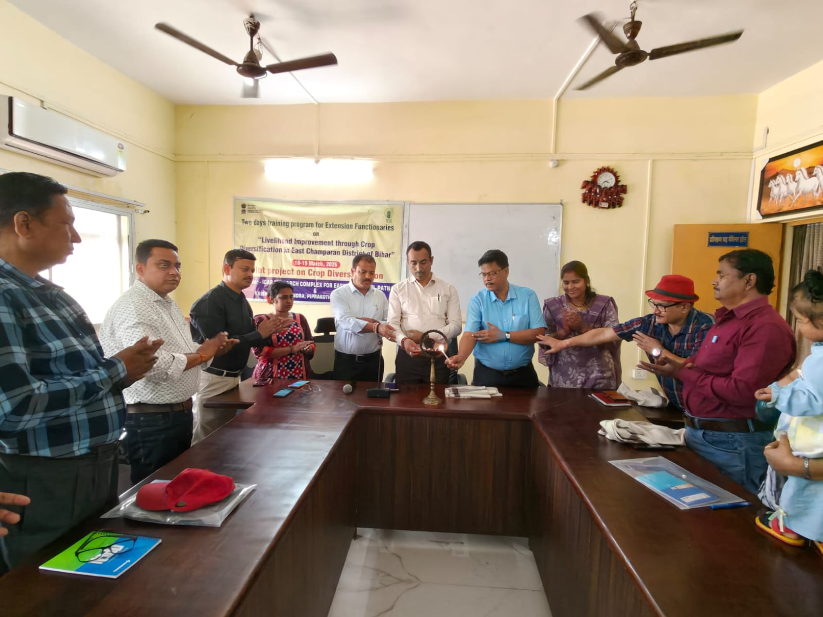 पीपराकोठी में कृषि प्रसार कर्मियों का प्रशिक्षण शुरू, फसल विविधीकरण पर जोर
