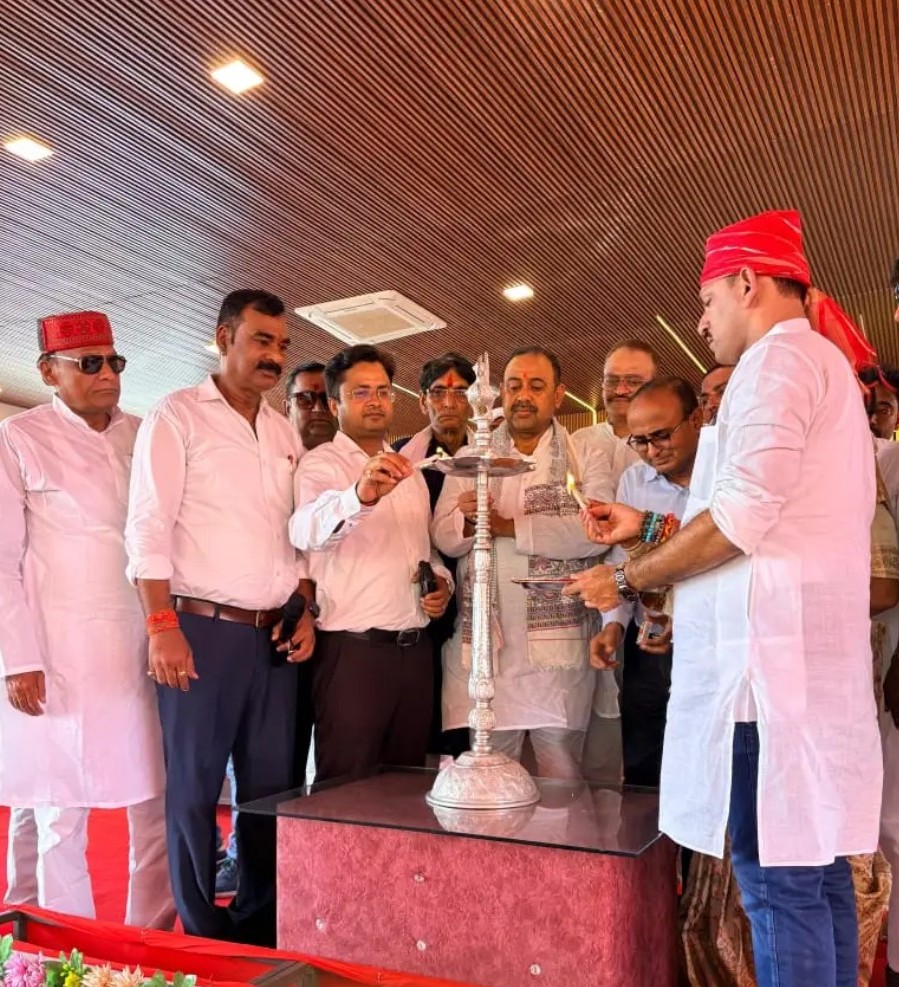 स्व. इंजीनियर ललन सिंह की पुण्यतिथि पर 120 मेधावी छात्र-छात्राएं सम्मानित