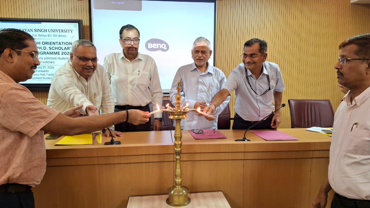 जीएनएसयू में ‘दीक्षारंभ–2026’ के तहत पीएचडी शोधार्थियों का अभिमुखीकरण, शोध संस्कृति से कराया परिचय
