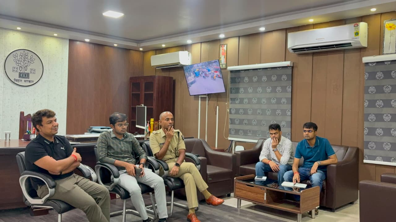 रोहतास में सोशल मीडिया इंफ्लुएंसर्स की बैठक, पर्यटन, स्वच्छता और साइबर सुरक्षा को लेकर बनी रणनीति