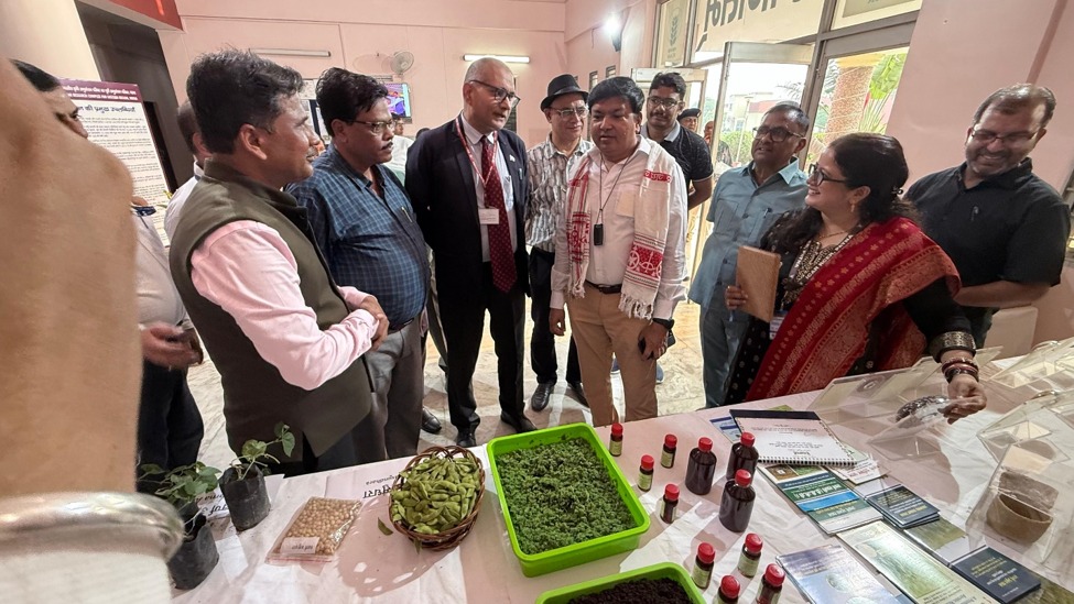 आईसीएआर पटना में जलवायु-अनुकूल कृषि और किसान-केंद्रित अनुसंधान की समीक्षा