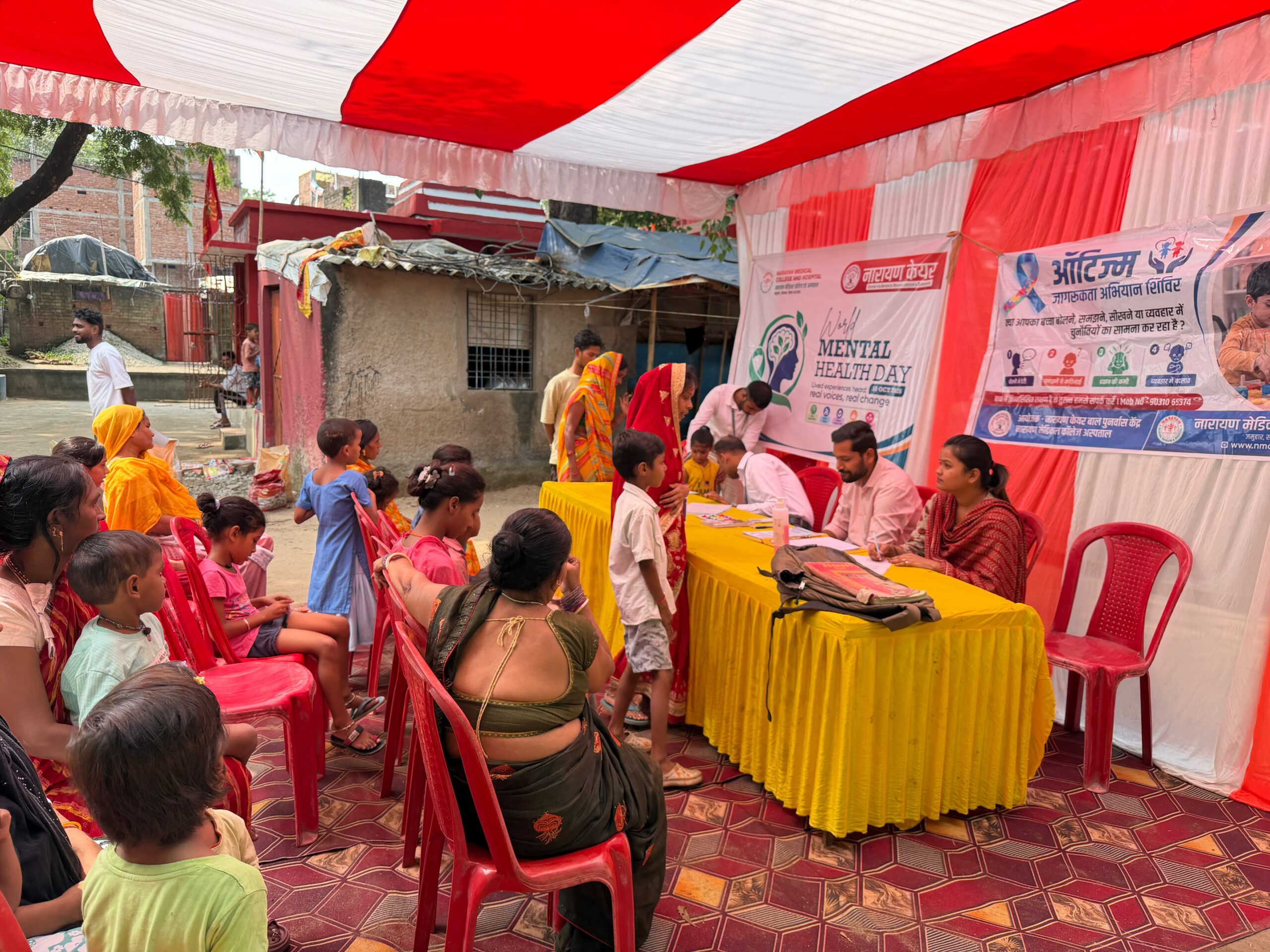 विश्व मानसिक स्वास्थ्य दिवस पर चांदी गांव और डेहरी में जागरूकता कार्यक्रम, 100 लोगों ने लिया शिविर का लाभ